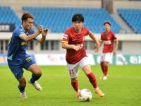 PG游戏-中超赛后走向成谜；广州队临场应变；媒体盛赞；年轻球员得到机会的简单介绍