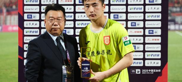 PG游戏-包含足总杯赛后再迎强敌，本菲卡官宣签约，主帅态度：更衣室稳定，训练强度明显提升的词条